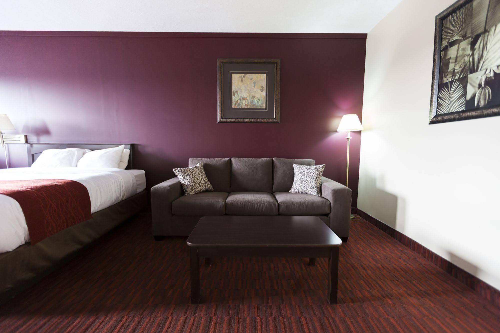 Argyll Plaza Hotel Edmonton Esterno foto