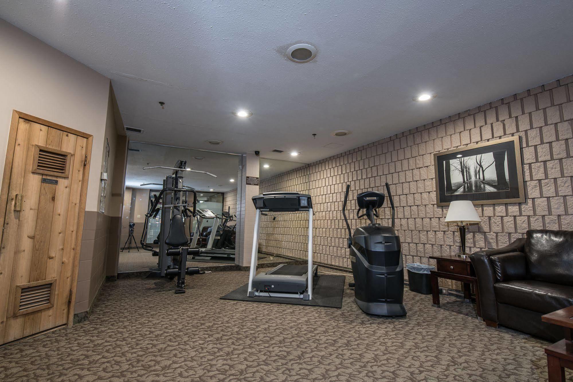 Argyll Plaza Hotel Edmonton Esterno foto